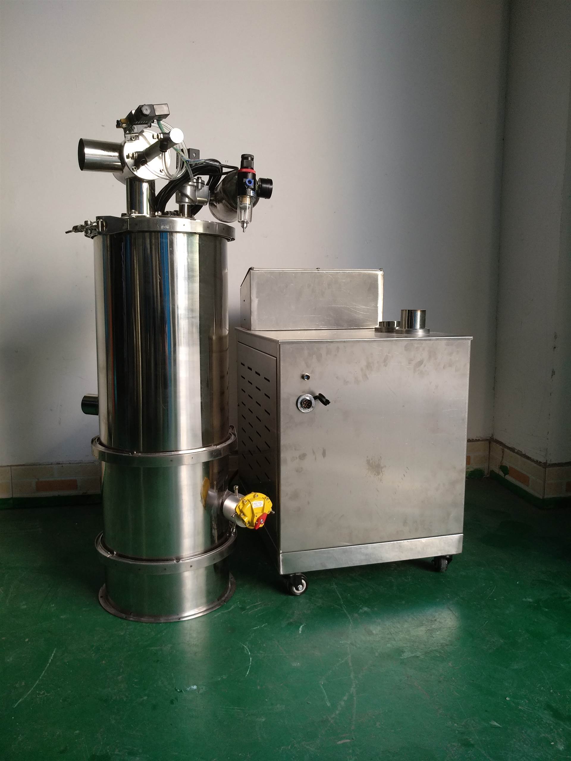 真空上料機(jī)現(xiàn)貨供應(yīng) 高效自動化解決方案